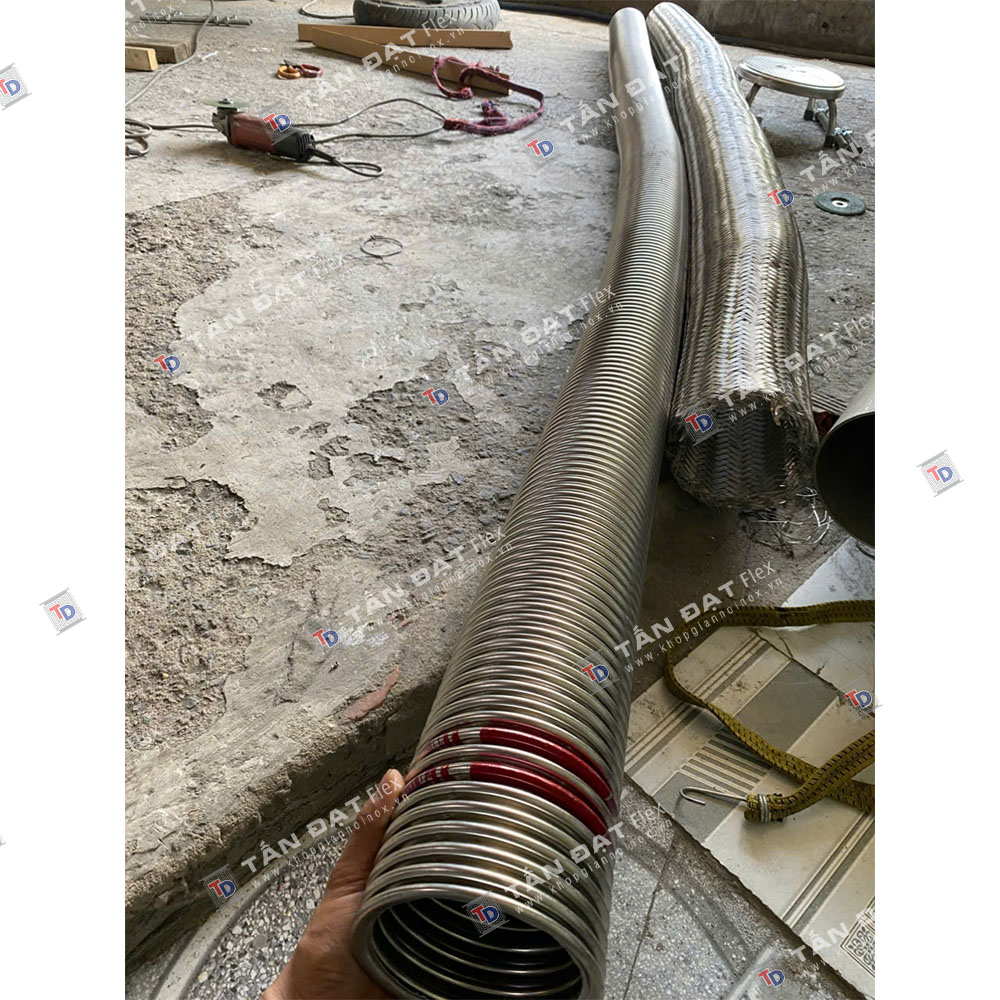 ống ruột gà inox 316